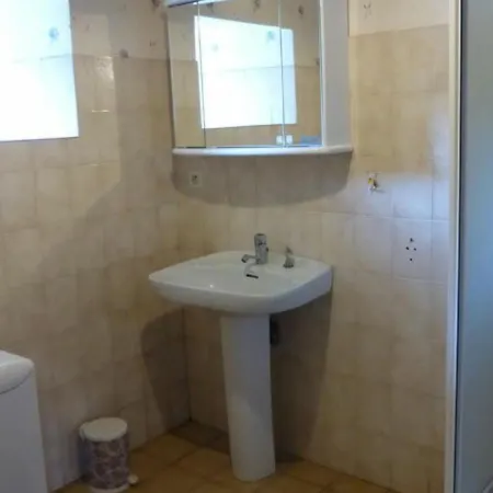 Charme Du Velay : Maison De Caractere Avec Cheminee, Terrasse Et Equipements Bebe A St-paulien - Fr-1-582-266 Holiday home *