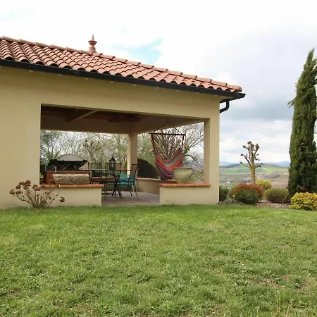 Charme Du Velay : Maison De Caractere Avec Cheminee, Terrasse Et Equipements Bebe A St-paulien - Fr-1-582-266 *