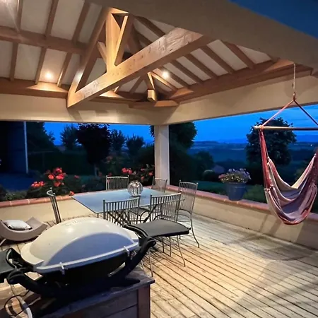 Charme Du Velay : Maison De Caractere Avec Cheminee, Terrasse Et Equipements Bebe A St-paulien - Fr-1-582-266 Casa de Férias