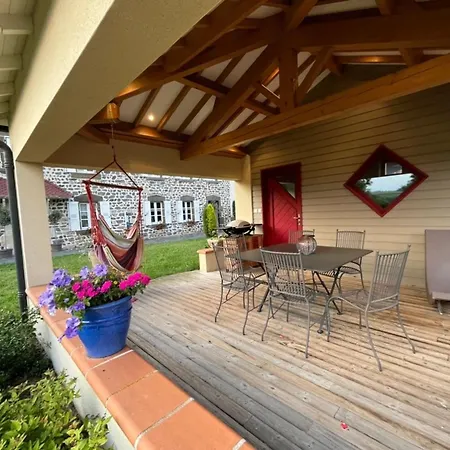 Charme Du Velay : Maison De Caractere Avec Cheminee, Terrasse Et Equipements Bebe A St-paulien - Fr-1-582-266 Saint-Paulien